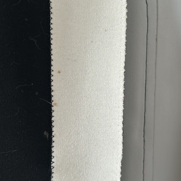 Long coat with hidden zipper detailing. - Picture 6 of 6